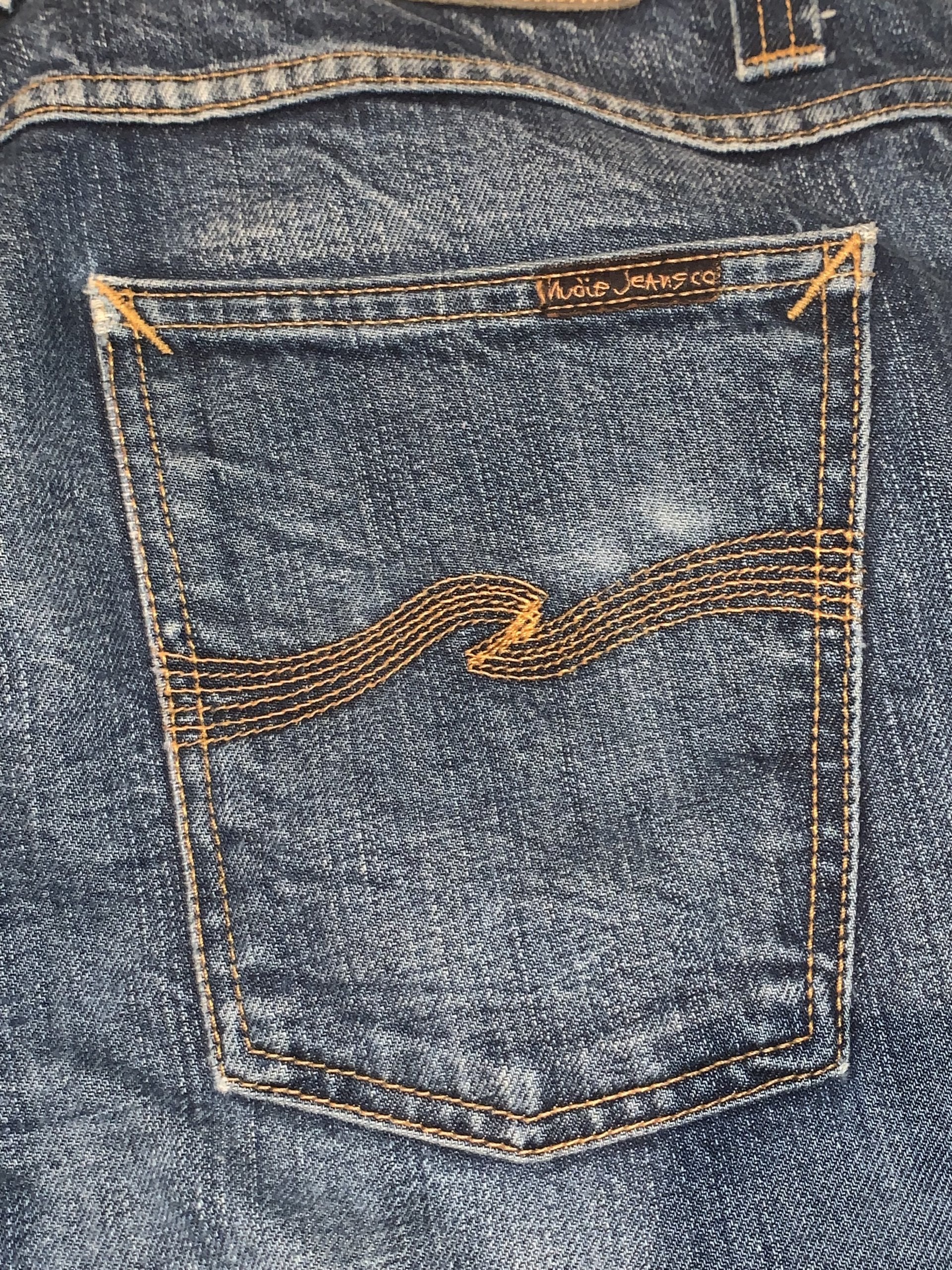 Nudie Jeans - Average Joe cut offs - 33