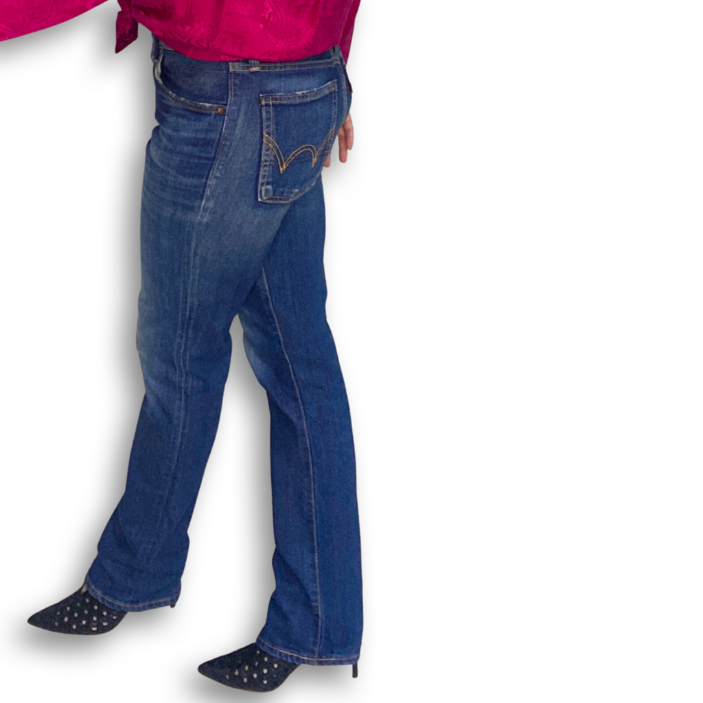 EDWIN LOT 503 'MADE IN JAPAN' TAPER CUT MID RISE JEANS // Zipper fly, longer length; waist 27 - leg 33