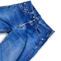 MENS LEVIS 902 BACK CINCH JEANS // Button fly and rivet details. Size 33 waist 32 length.