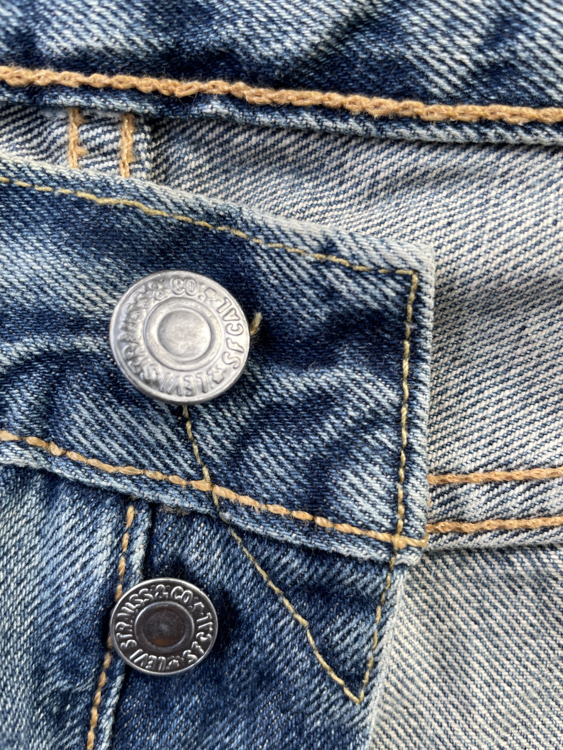 Levis 501 e Mexico Aging Distressed Rework