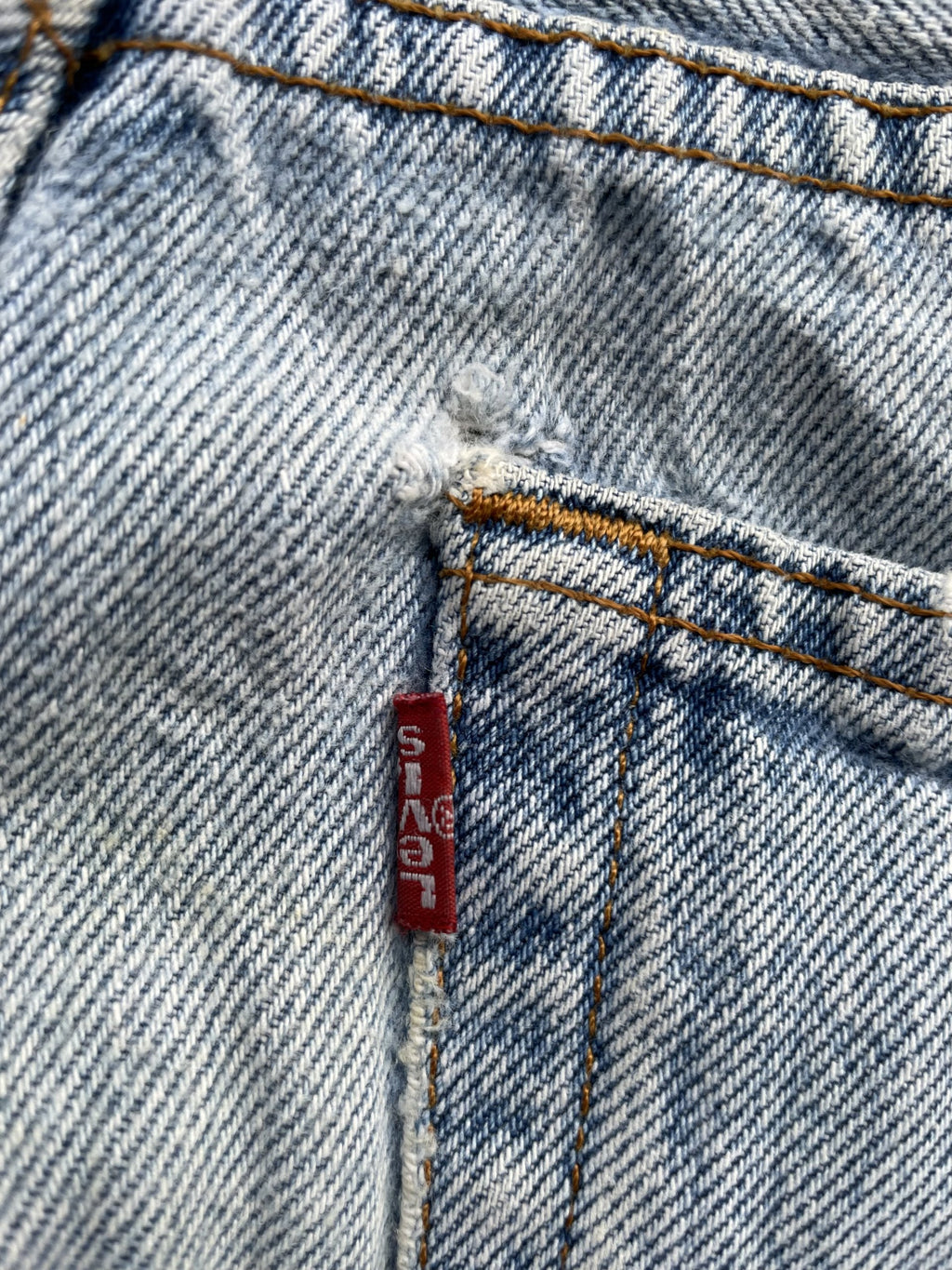 Vintage Levis 501 e 2000 Aging Distressed