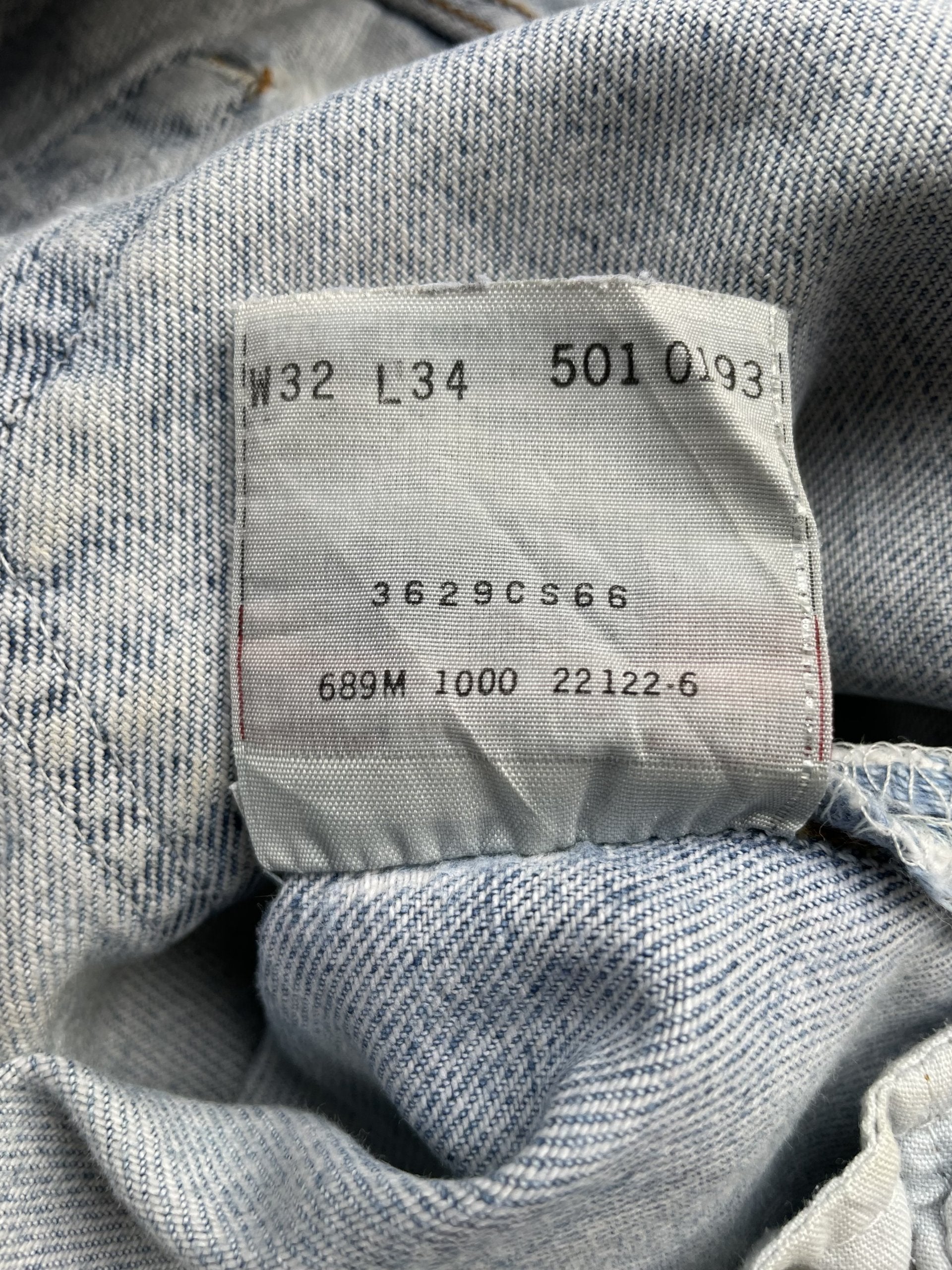 Vintage Levis 501 e 2000 Aging Distressed