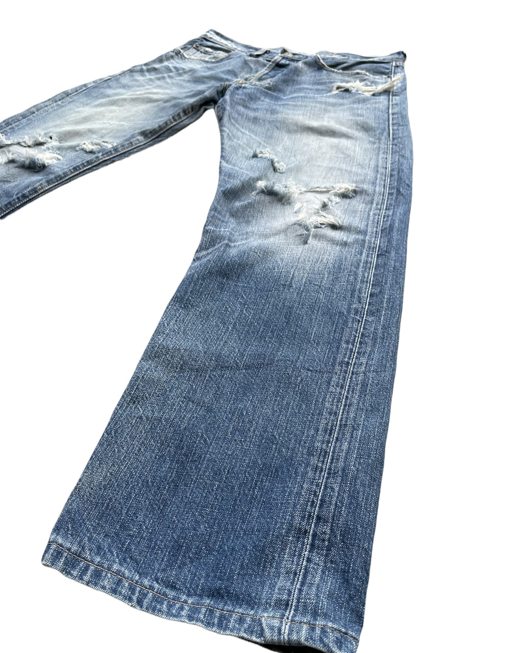 Vintage Levis 501 e 2005 Aging Distressed Denim