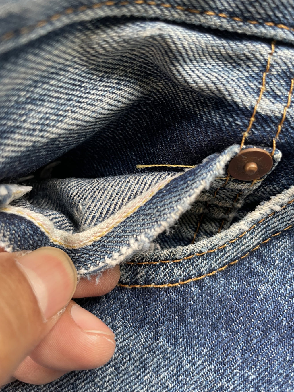 Vintage Levi’s Lot 501XX E Selvedge Denim