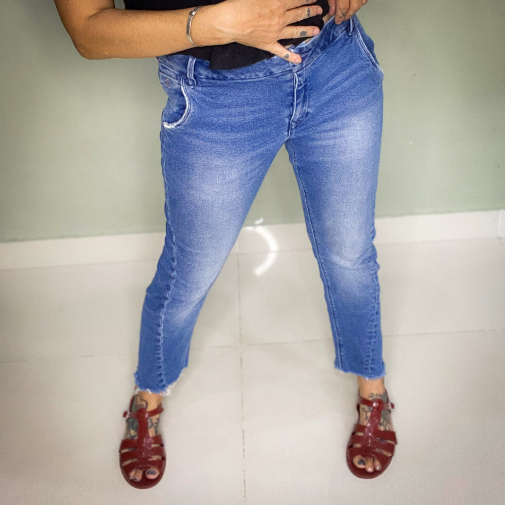 DAWN DENIM ETHICAL JEANS 'SLIM HEAVEN TAPER CROP'