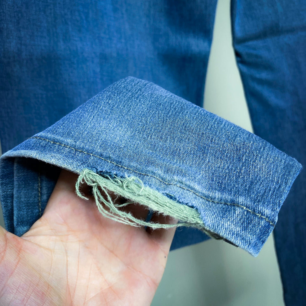 EDWIN 704 STRAIGHT CUT JEANS // Zipper fly, waist 31 - leg 31