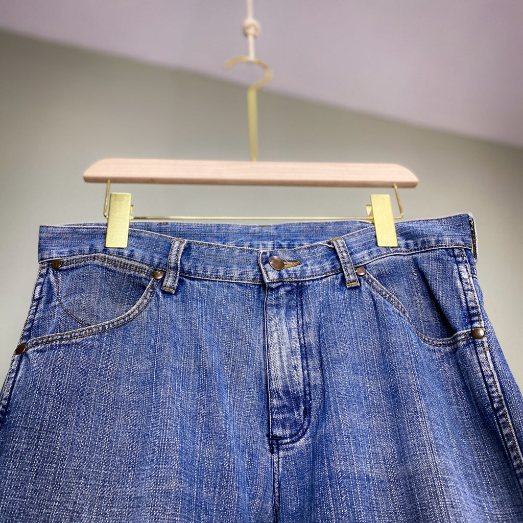 WRANGLER VINTAGE TEXTURED JEANS 32 - 32