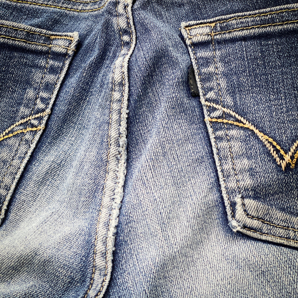 EDWIN ME423 'MADE IN JAPAN' STRAIGHT CUT JEANS // Zipper fly; waist 28 - leg 30