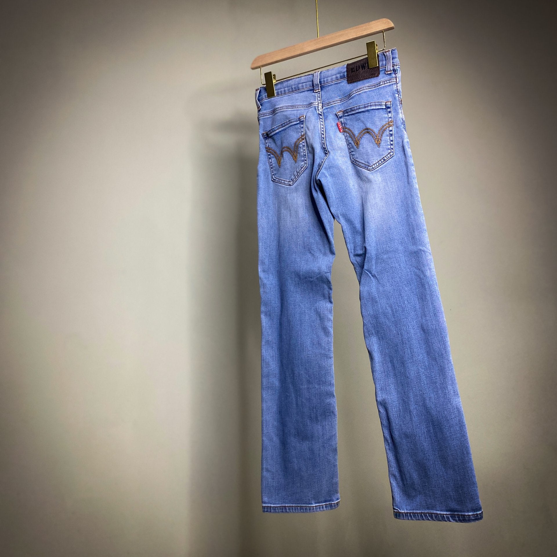 EDWIN 503 JUNIOR 145-155CM WAIST 28 - INSIDE LEG 28