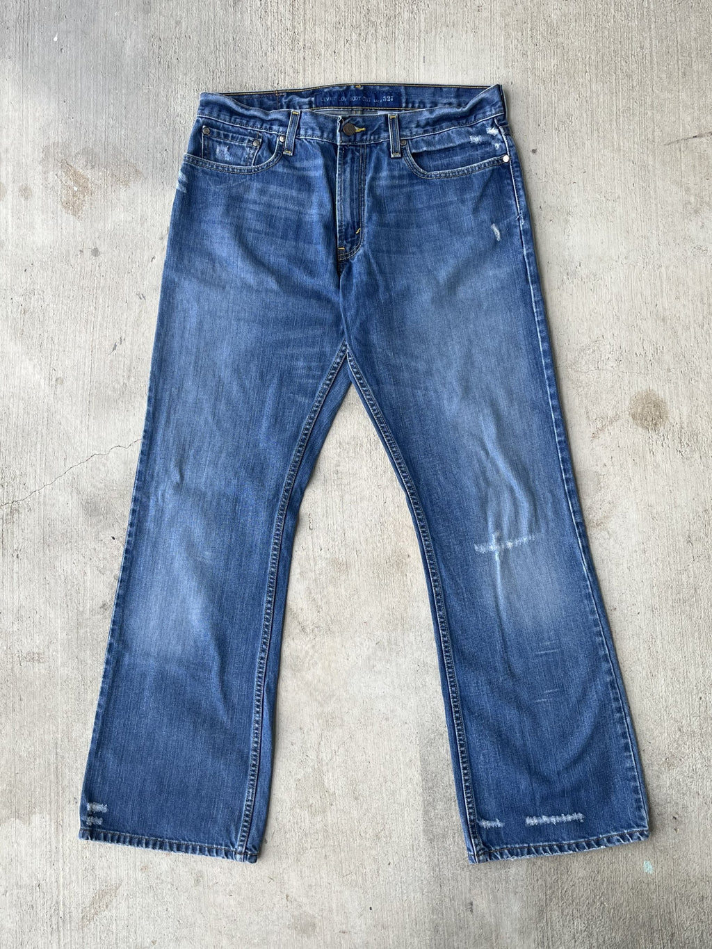 Low Bootcut flared Levi’s 527