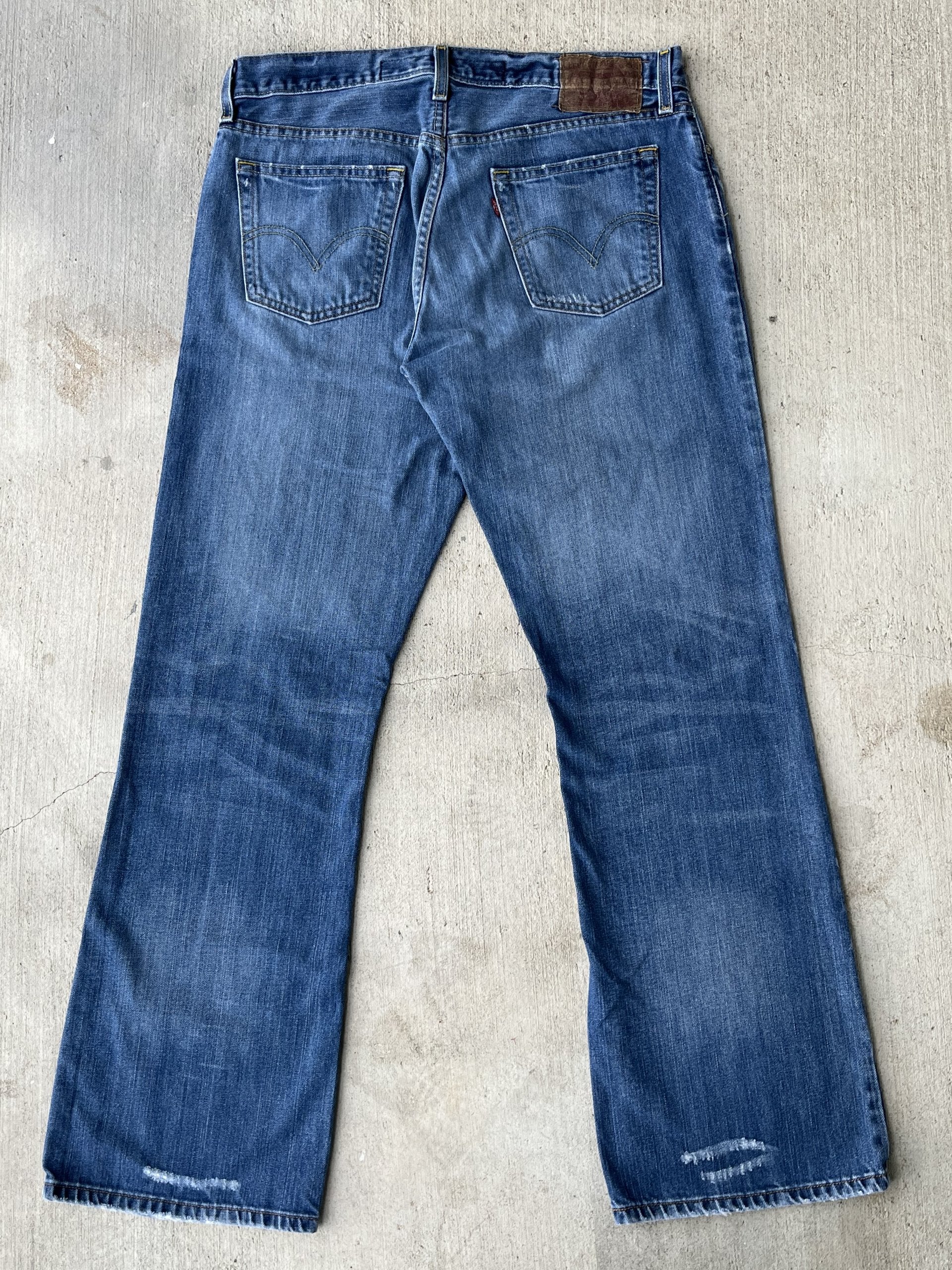 Low Bootcut flared Levi’s 527
