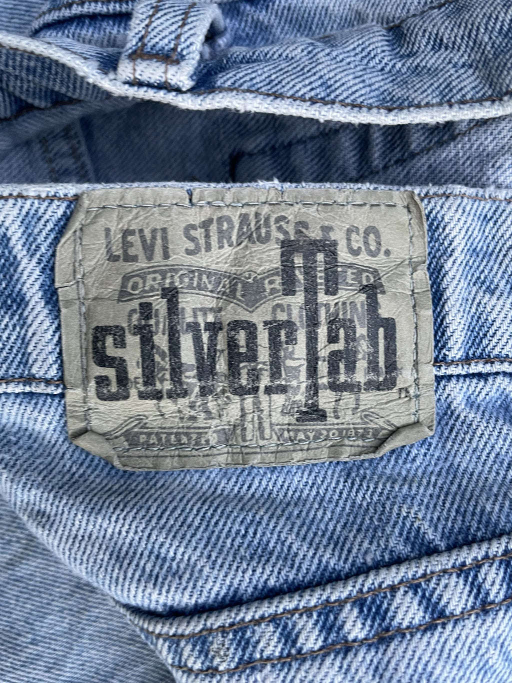 Vintage 1992 Levis Silvertab Baggy
