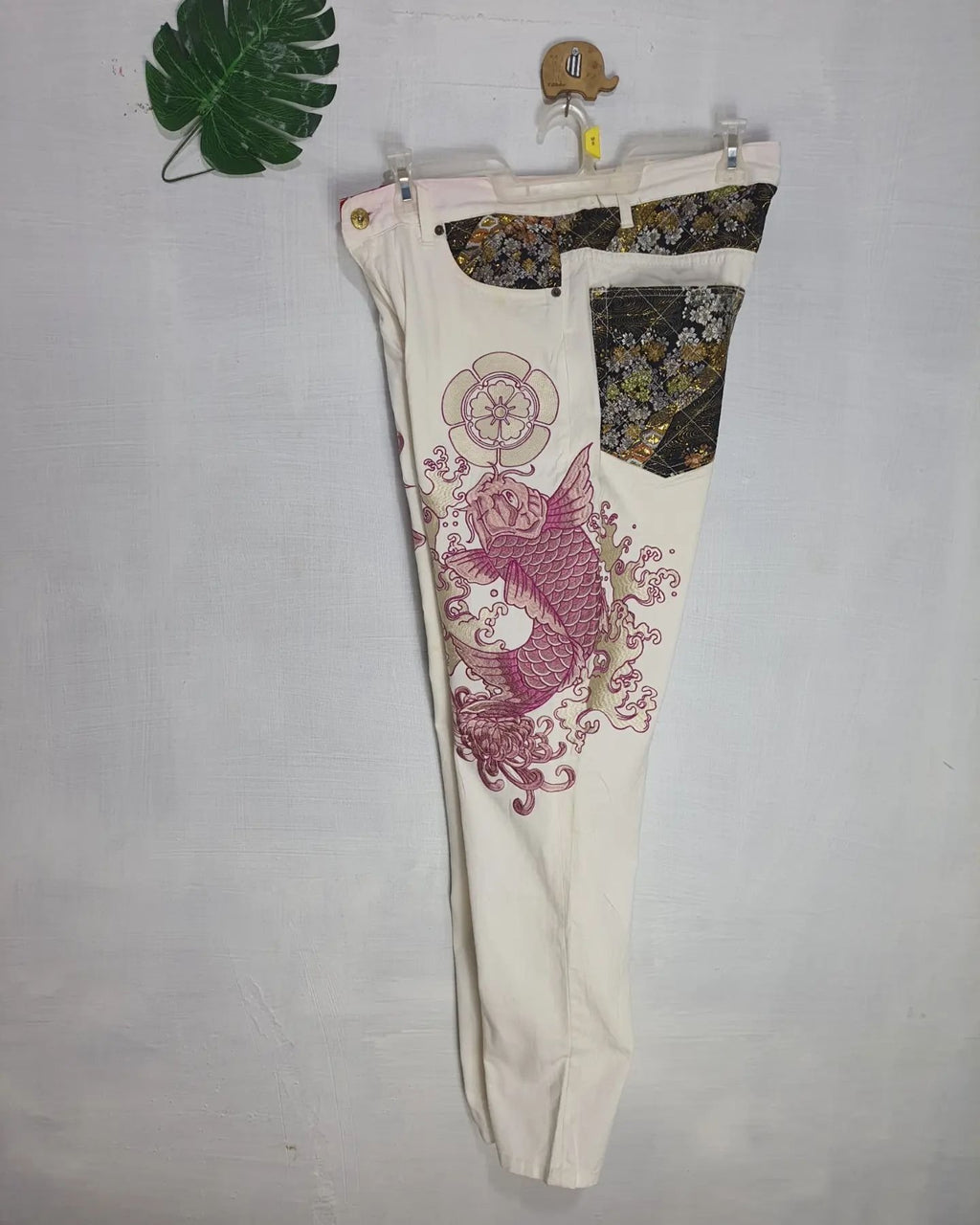 Bukkir Abou Full Embroidery Jeans