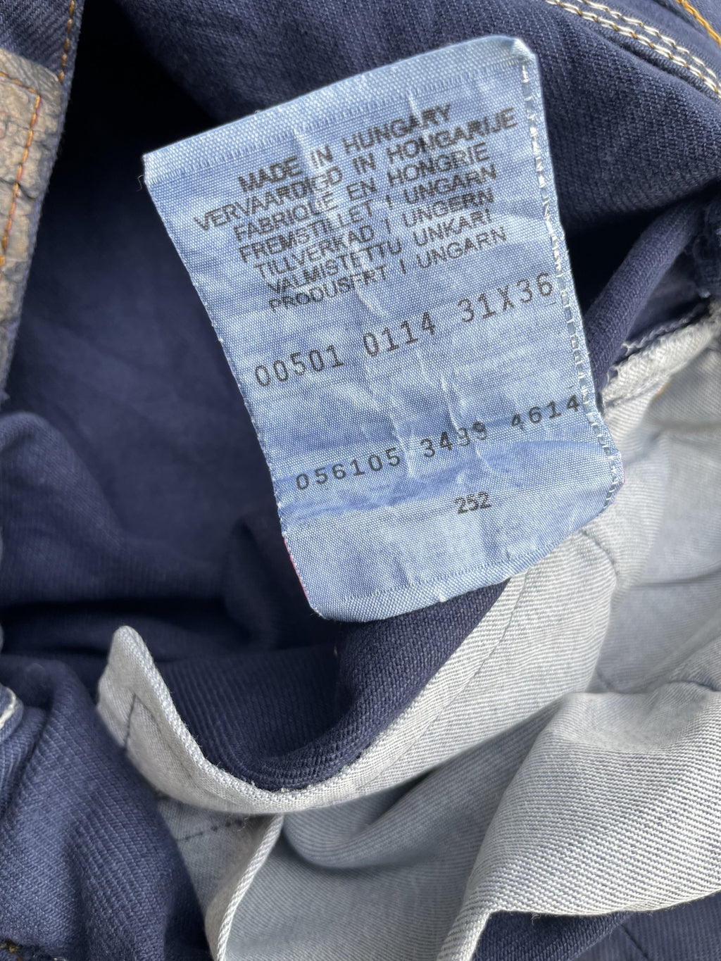 Vintage 1999 Levis 501 e Purple Denim