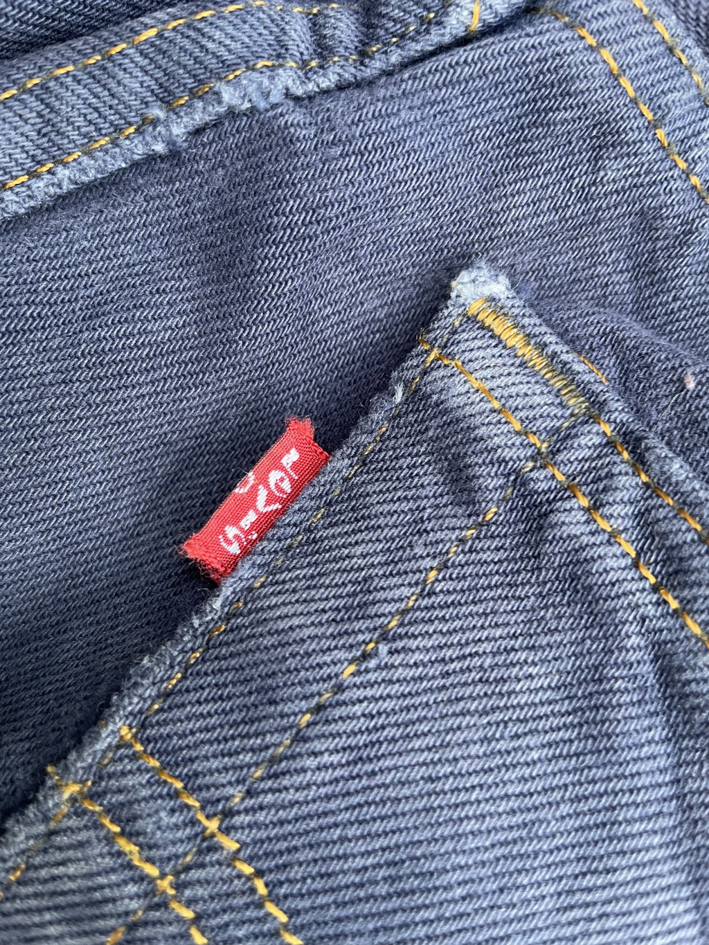Vintage 1999 Levis 501 e Purple Denim