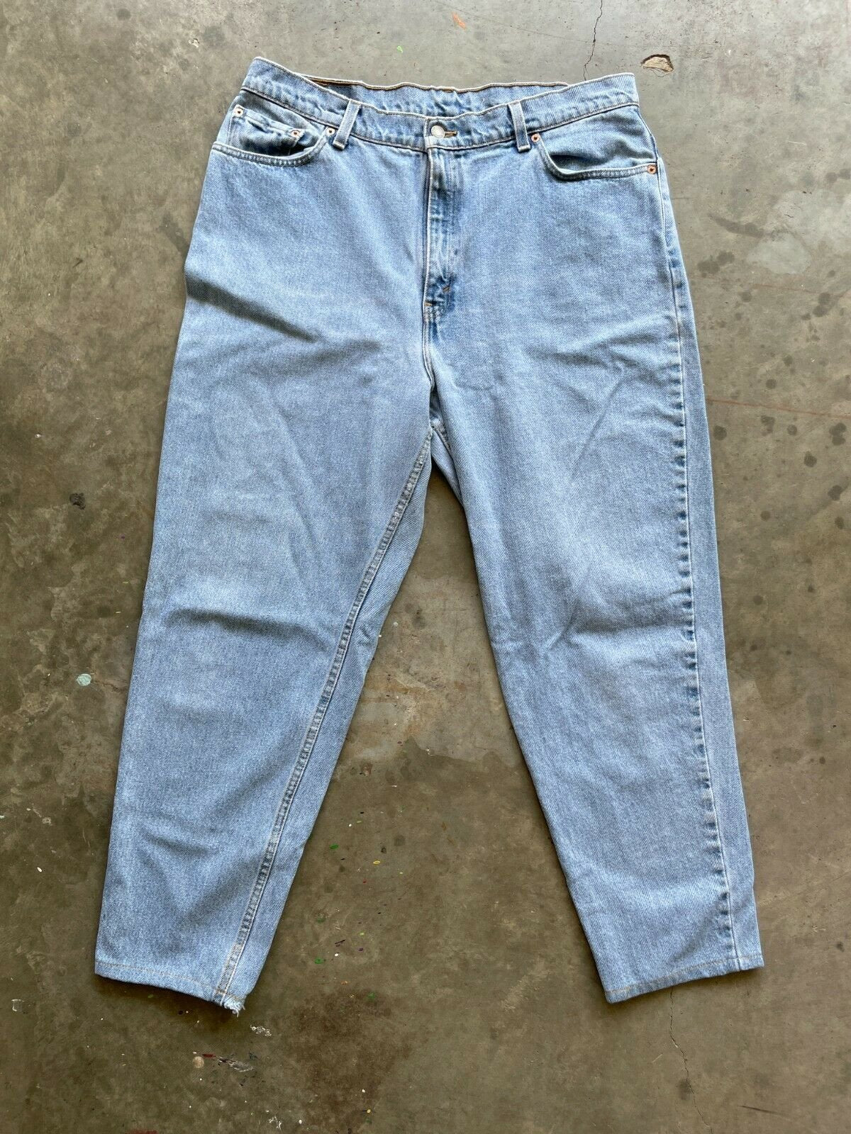 Vintage Levi 550 90s 37x28 Womens 18W Relaxed Tapered USA Made Blue Jeans
