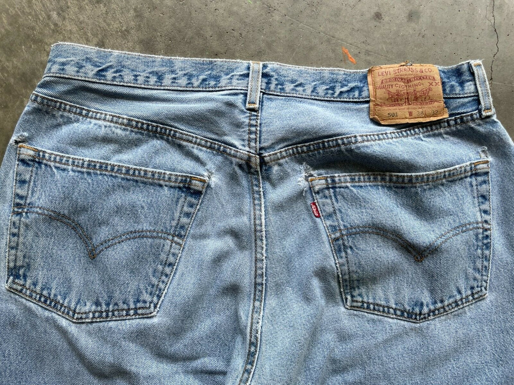 Vintage Levi 501 38x32 actual 36x31 90s blue denim jean light wash