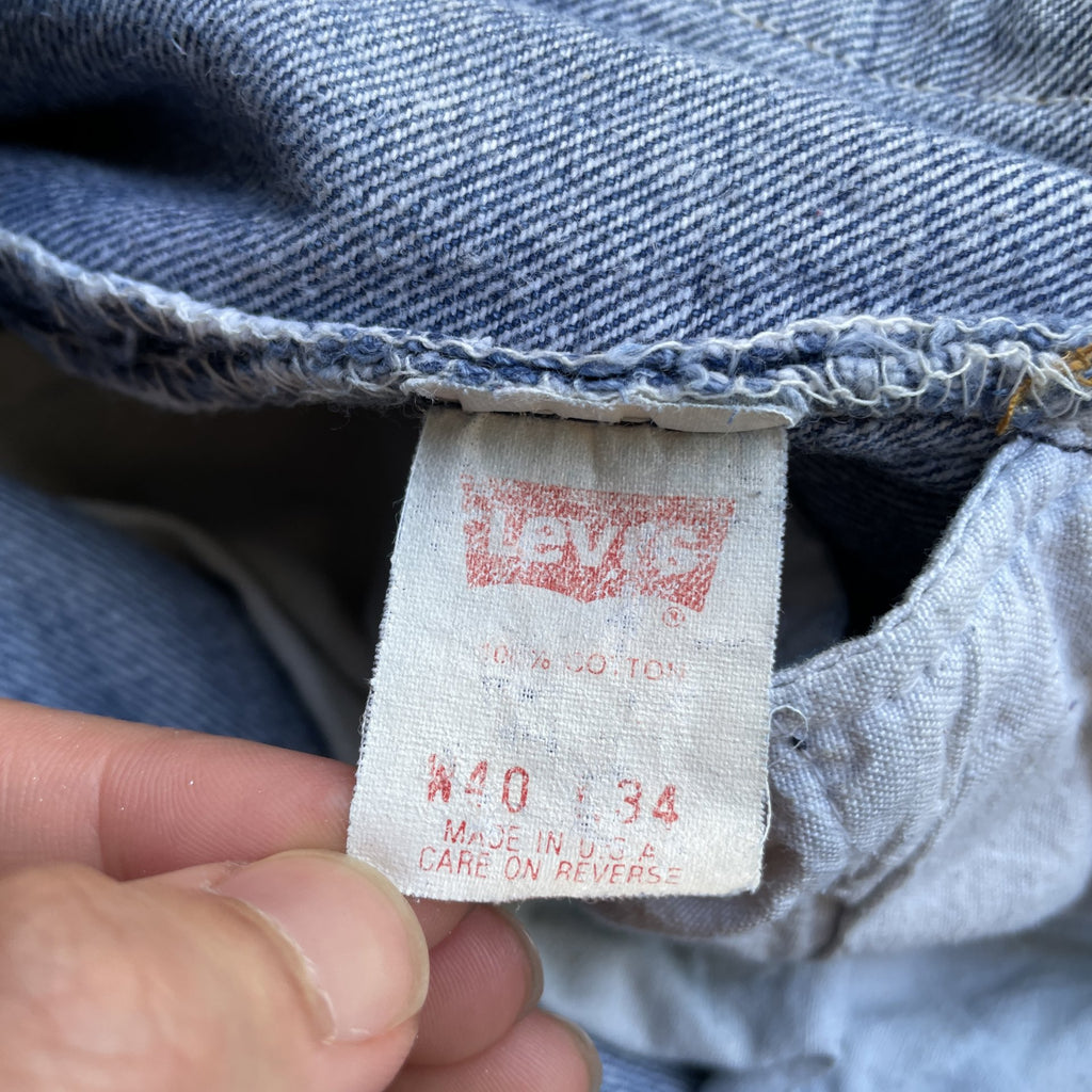 Vintage Levi 501 made in usa 90s blue denim jeans medium wash 40x34 37x32