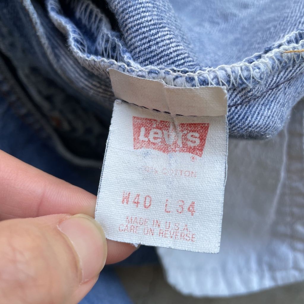 Vintage Levi 501 made in usa 90s blue denim jeans medium wash 40x34 37x32