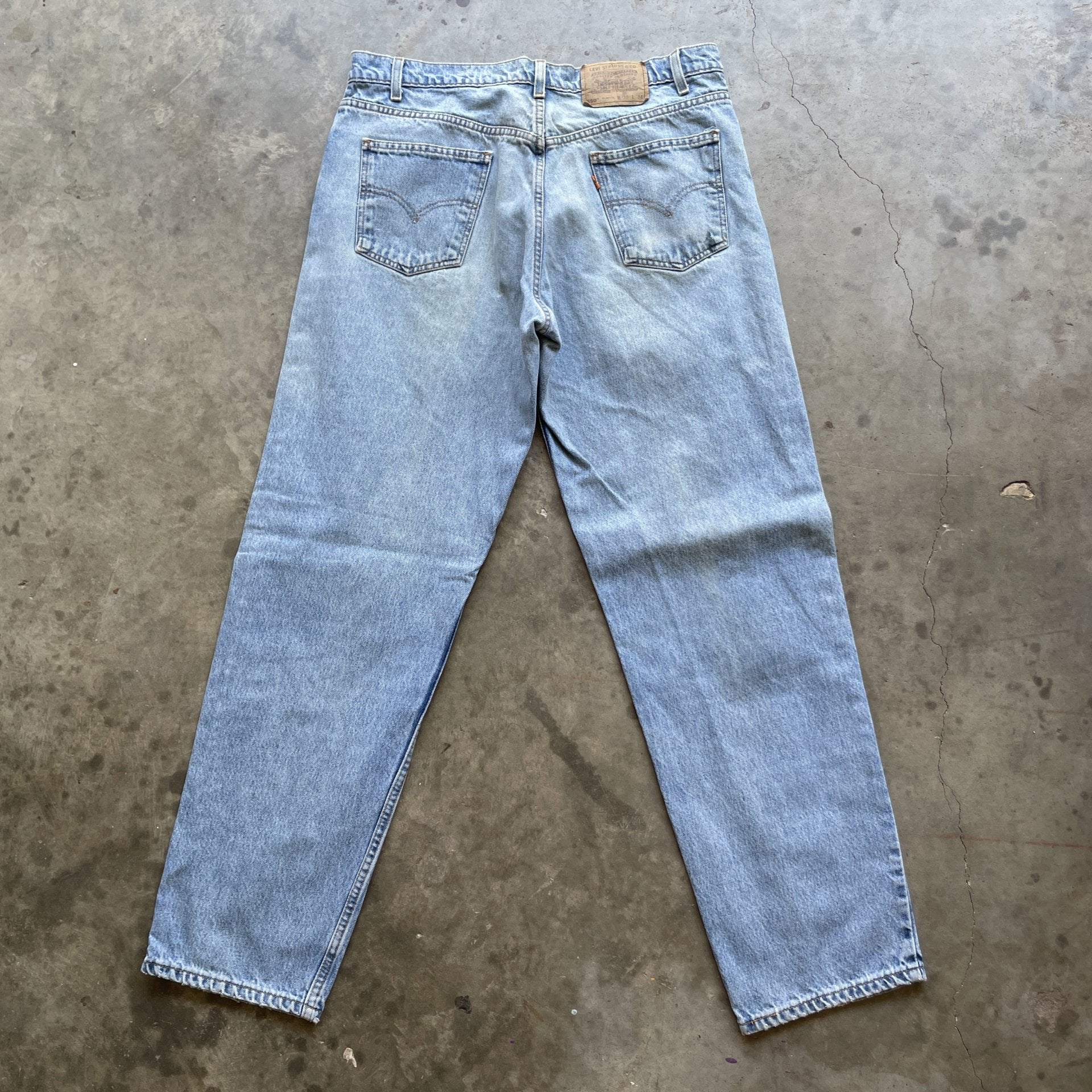Vintage Levi Orange Tab 550 90s blue denim jeans light wash 38x34 36x32