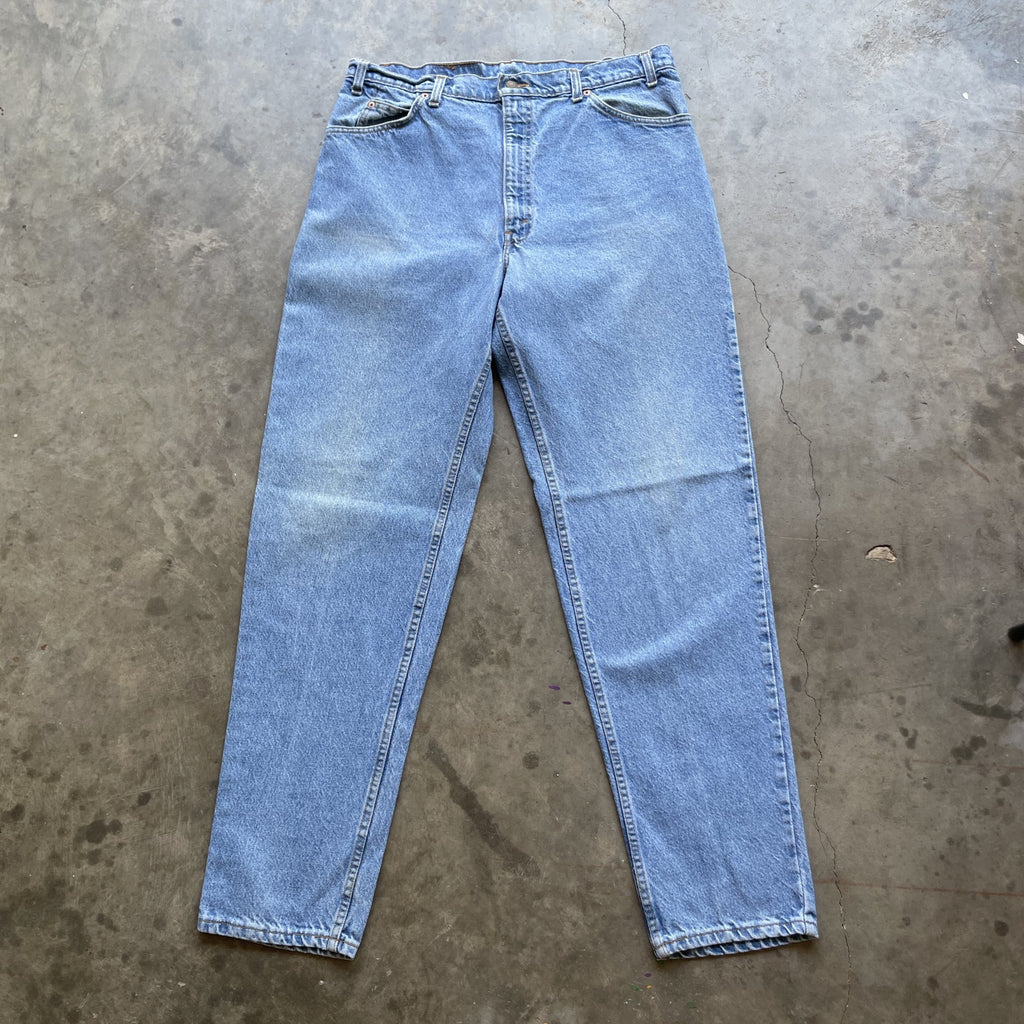 Vintage Levi Orange tab 550 made in usa blue denim jeans light wash 38x34 36x34