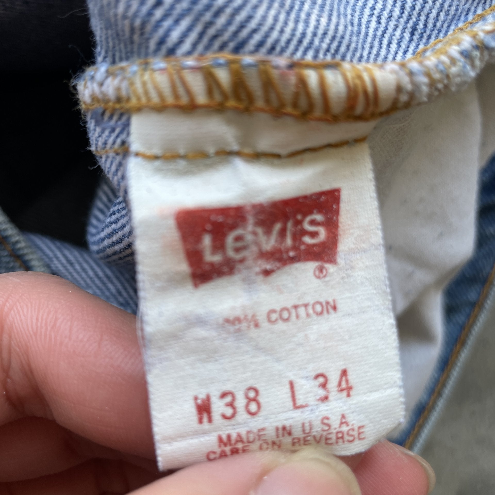 Vintage Levi Orange tab 550 made in usa blue denim jeans light wash 38x34 35x32