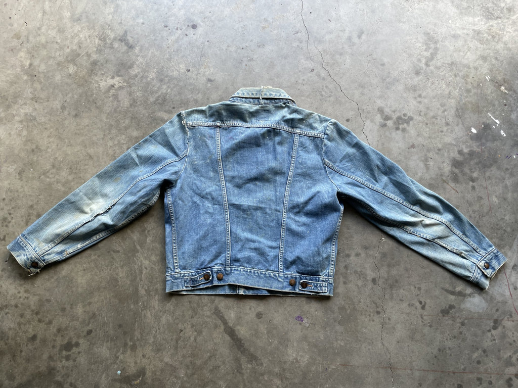 Vintage Wrangler selvedge denim jacket faded distressed light wash 42
