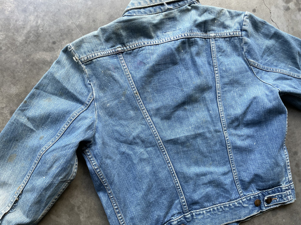 Vintage Wrangler selvedge denim jacket faded distressed light wash 42