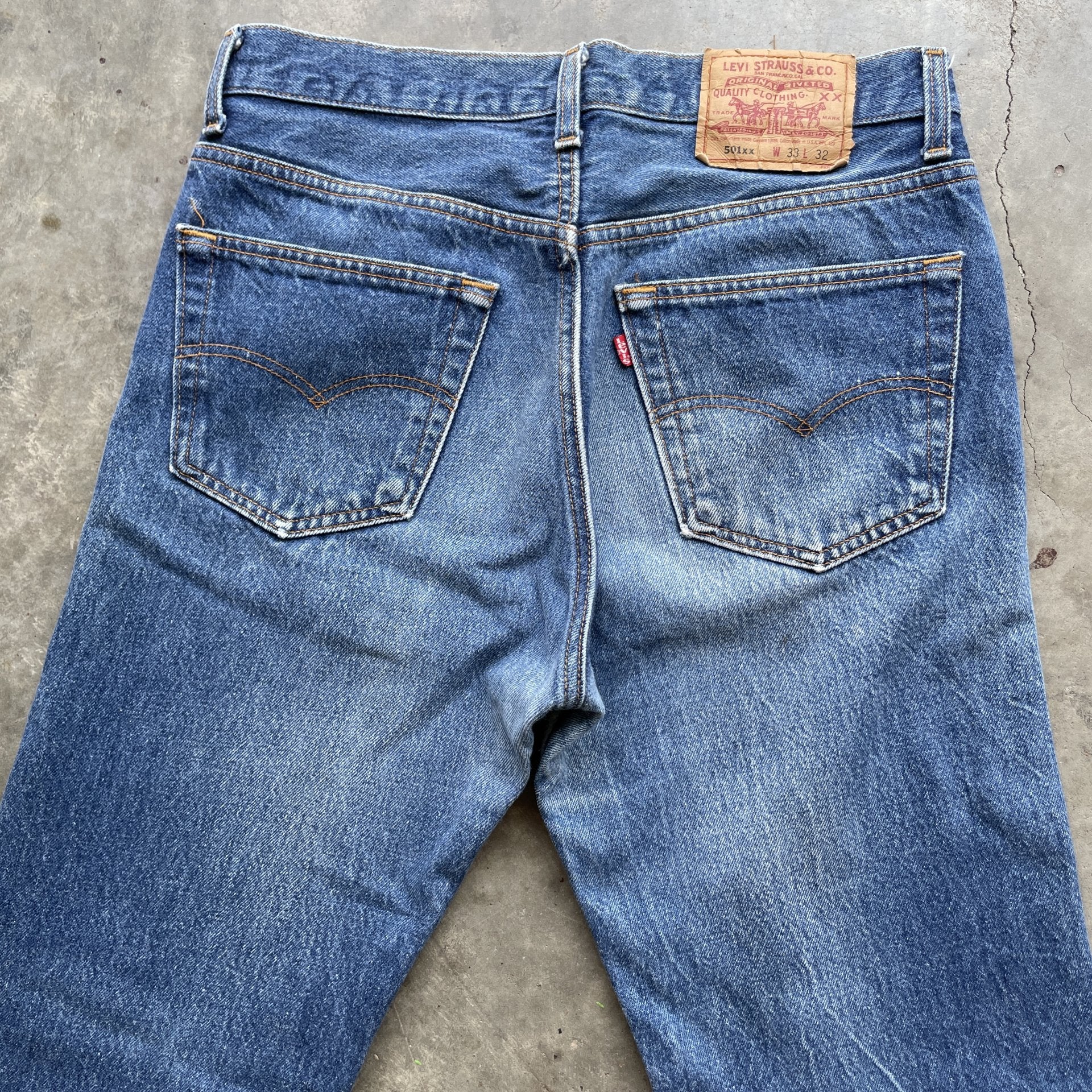 Vintage Levi 90s 501xx blue denim jeans 33x32 30x28