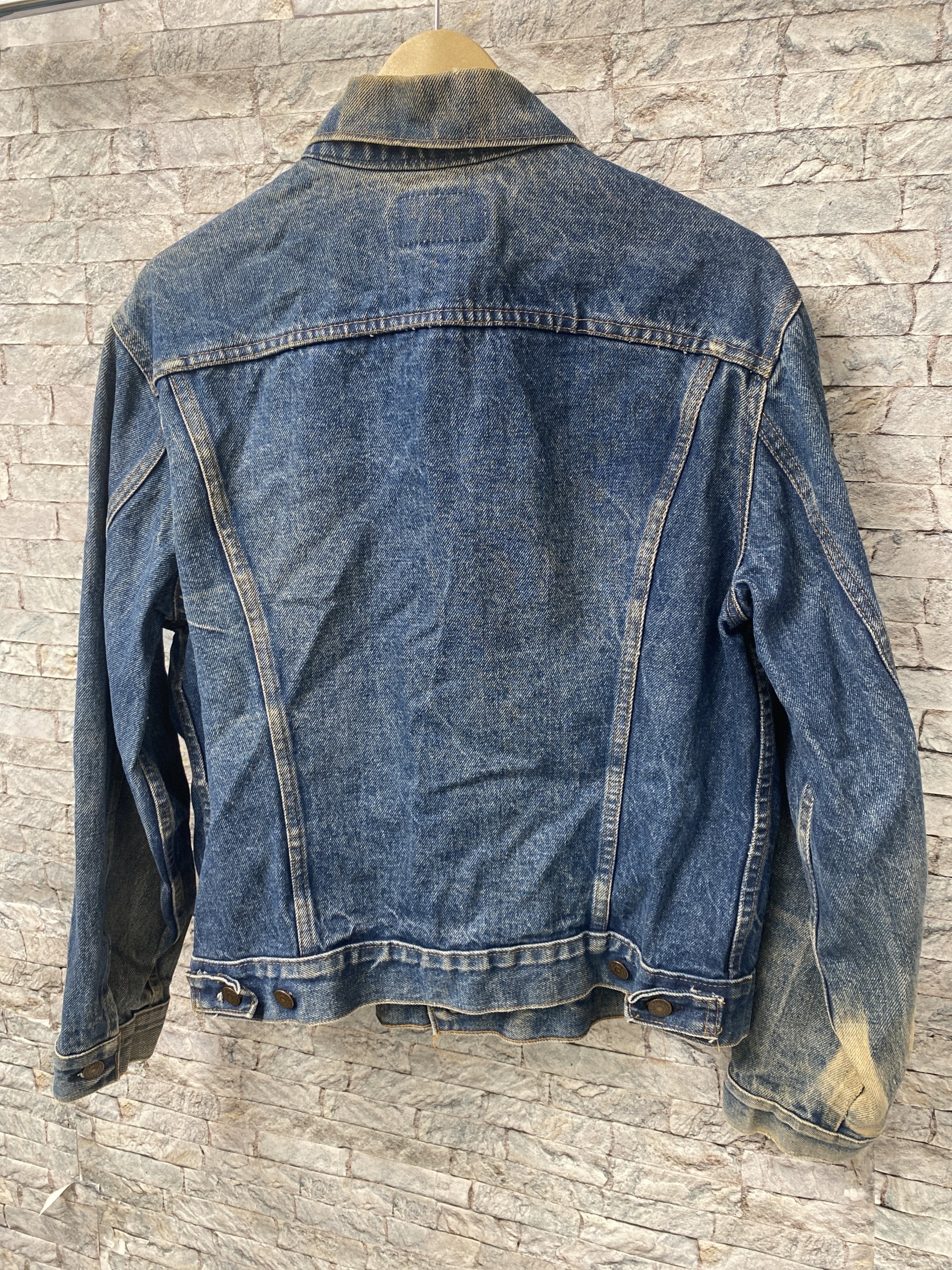 Vintage 1970s Levi’s type 3 denim trucker jacket faded made in USA 42
