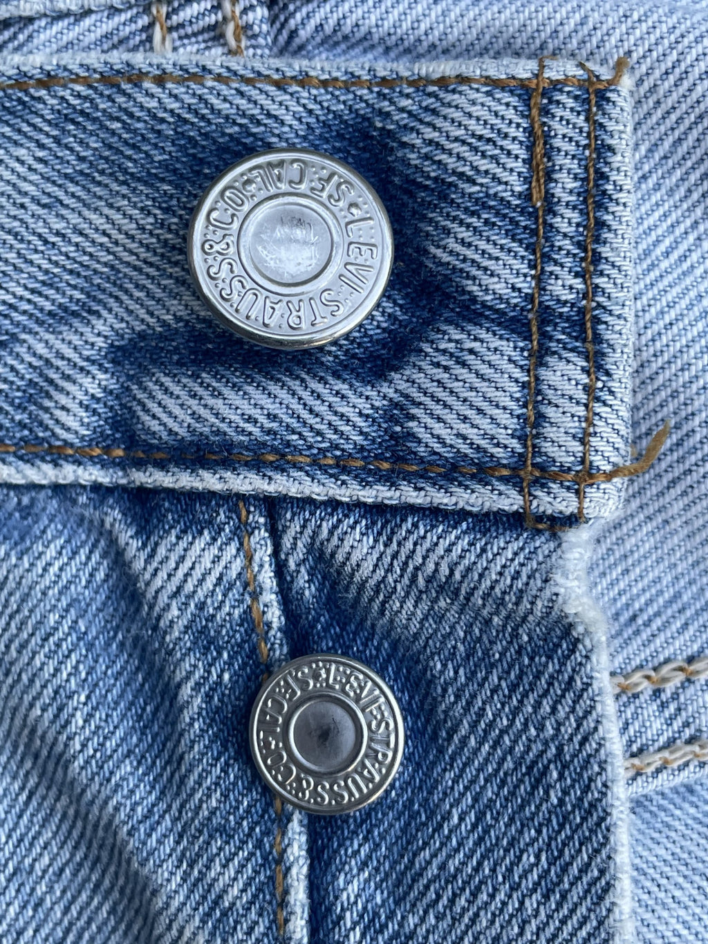 Vintage 1998 Levis 501 e Aladin