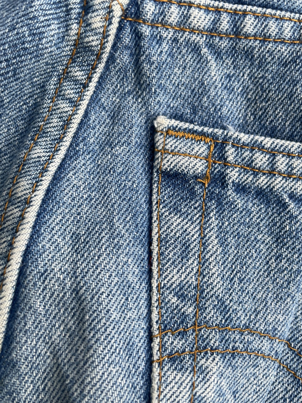 Vintage 1985 Levis 210 e Stone Wash Denim