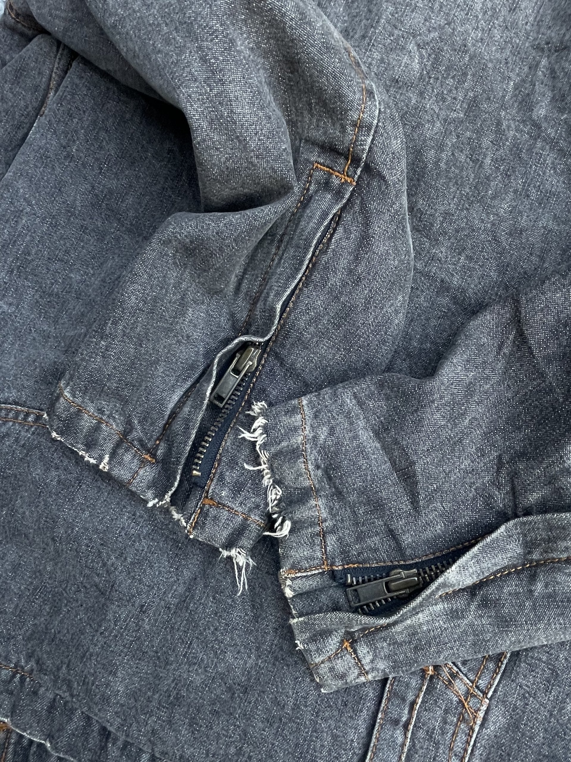 Vintage 2002 Levis Red Tab Denim Jacket