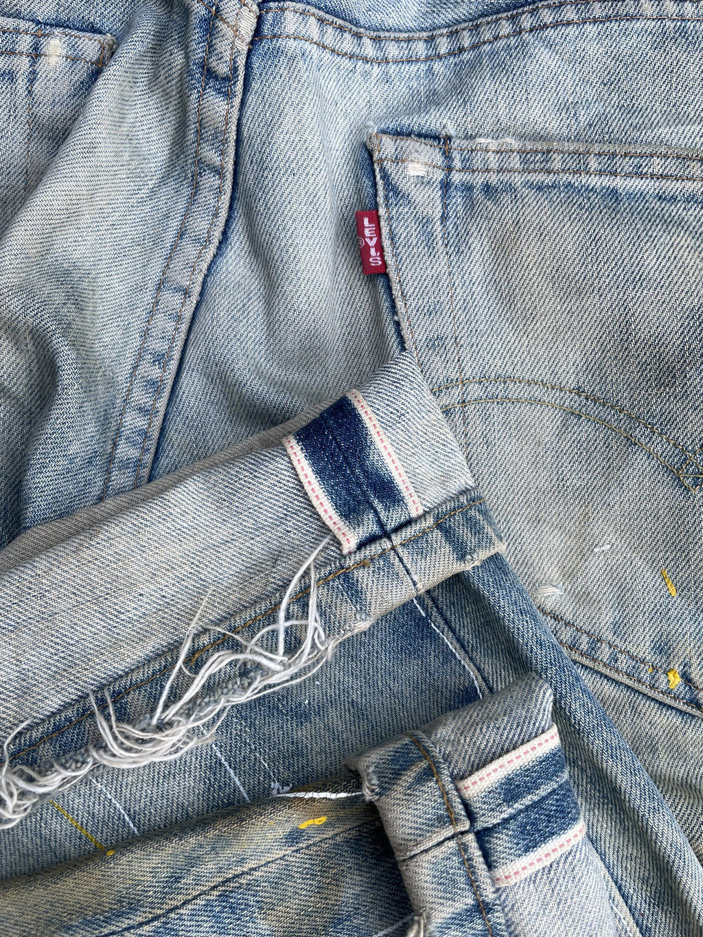 Vintage 1995 Levis 551Z E Distresed & Painted