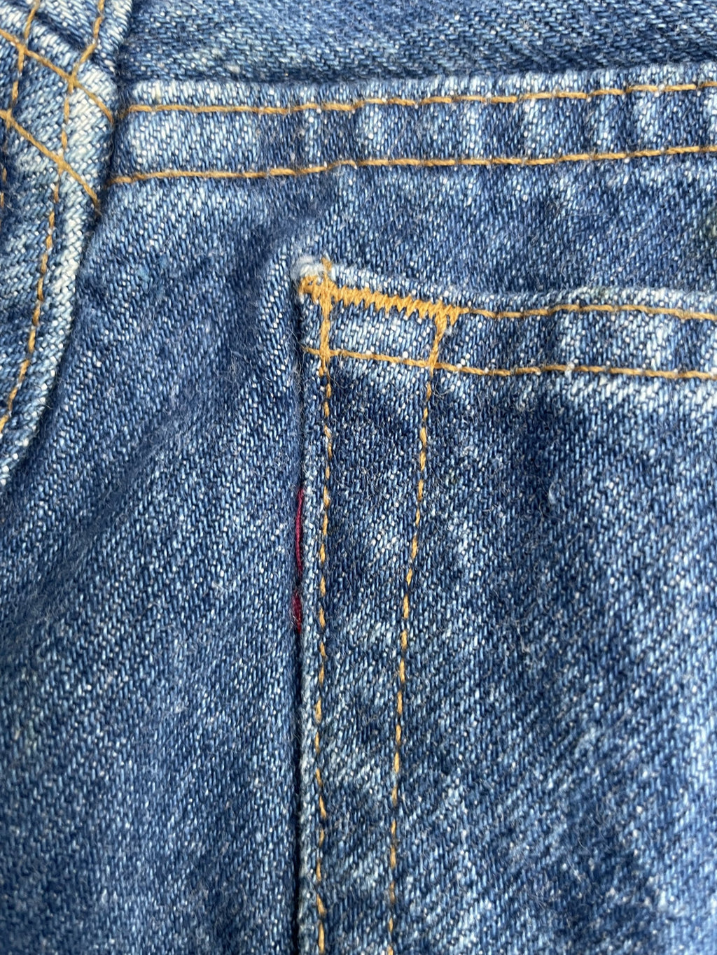 Vintage 1991 Levis 501 e Usa Irregular