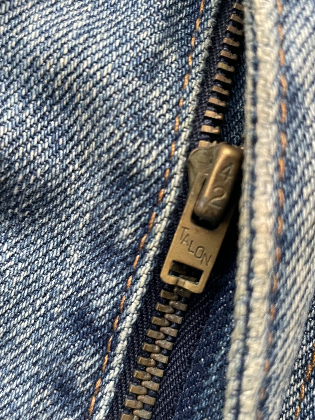 Levis 606 E Orange Tag