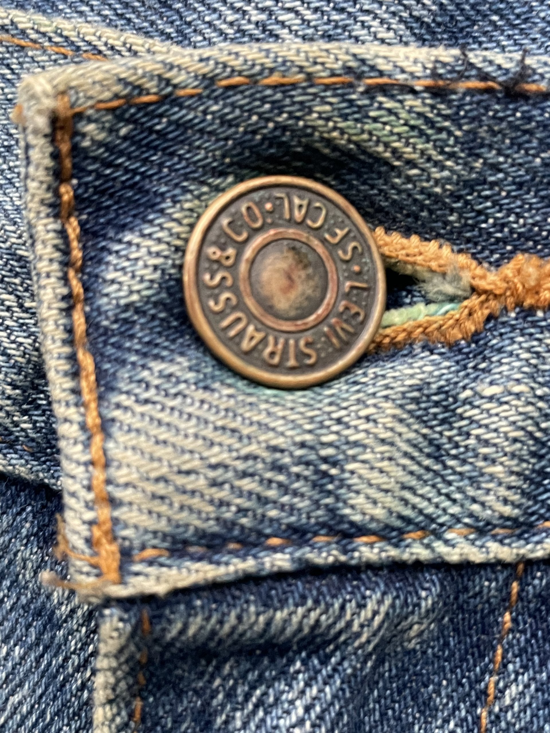 Levis 606 E Orange Tag