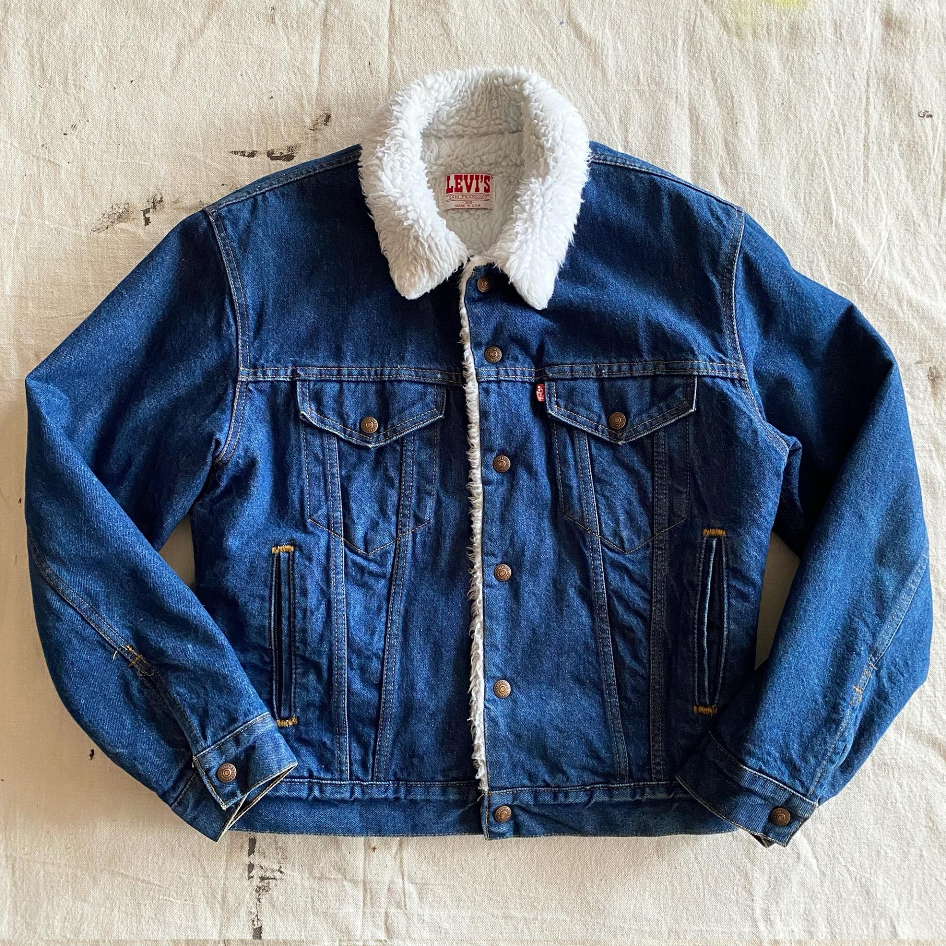 Vintage Levi's 70608-0216 Sherpa Lined Denim Trucker Jacket