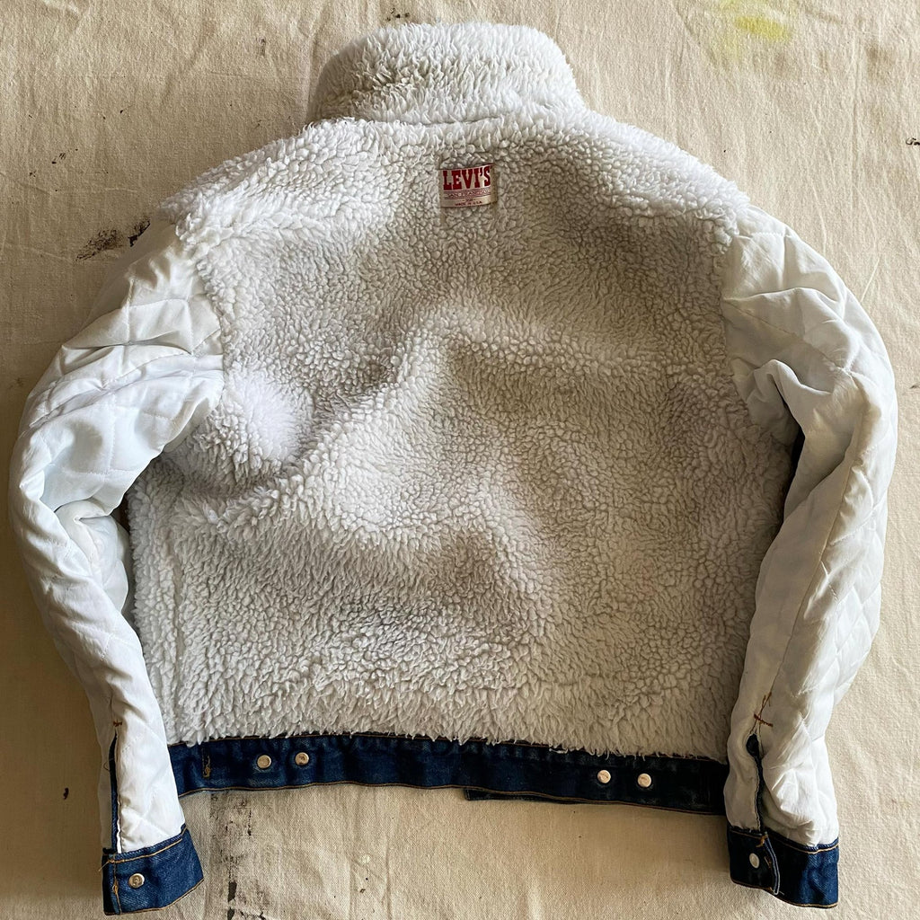 Vintage Levi's 70608-0216 Sherpa Lined Denim Trucker Jacket