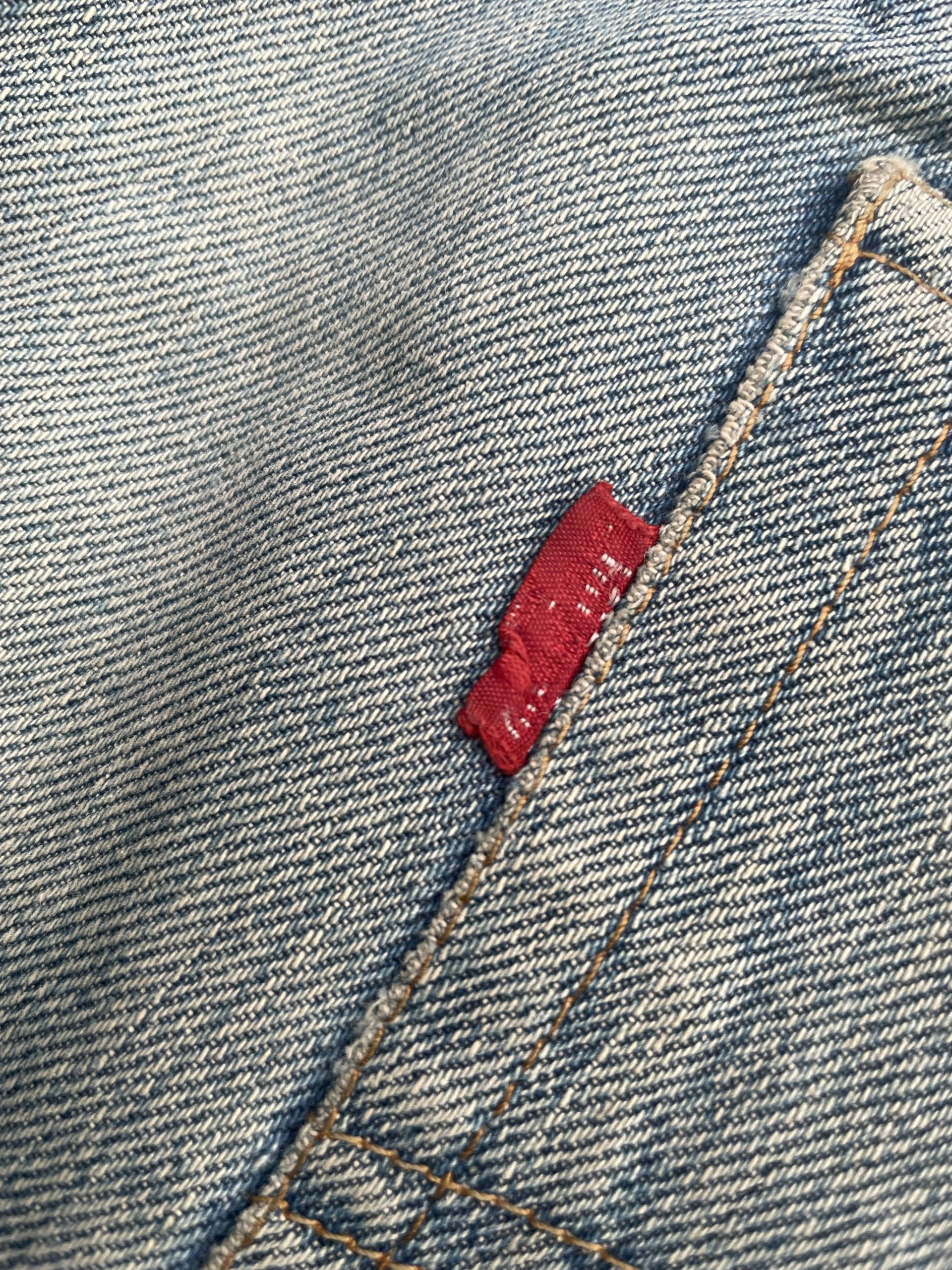 Vintage 1973 Levis 517 e Distressed