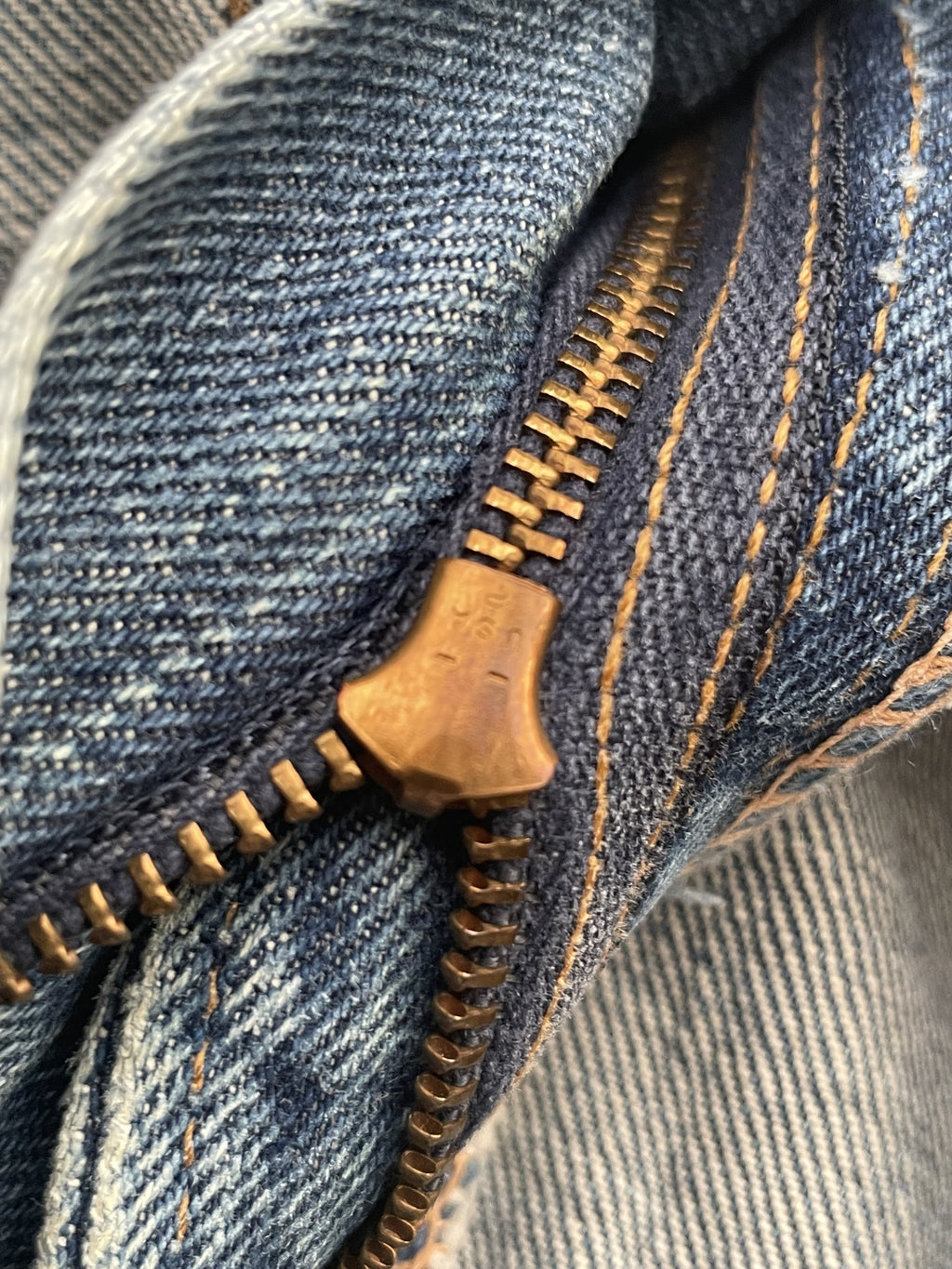 Vintage 1973 Levis 517 e Distressed