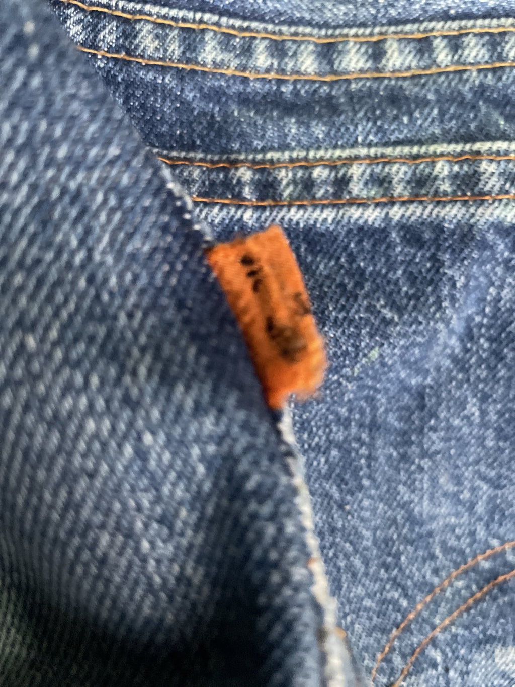 Vintage Levis 1979 646 E Orange Tag
