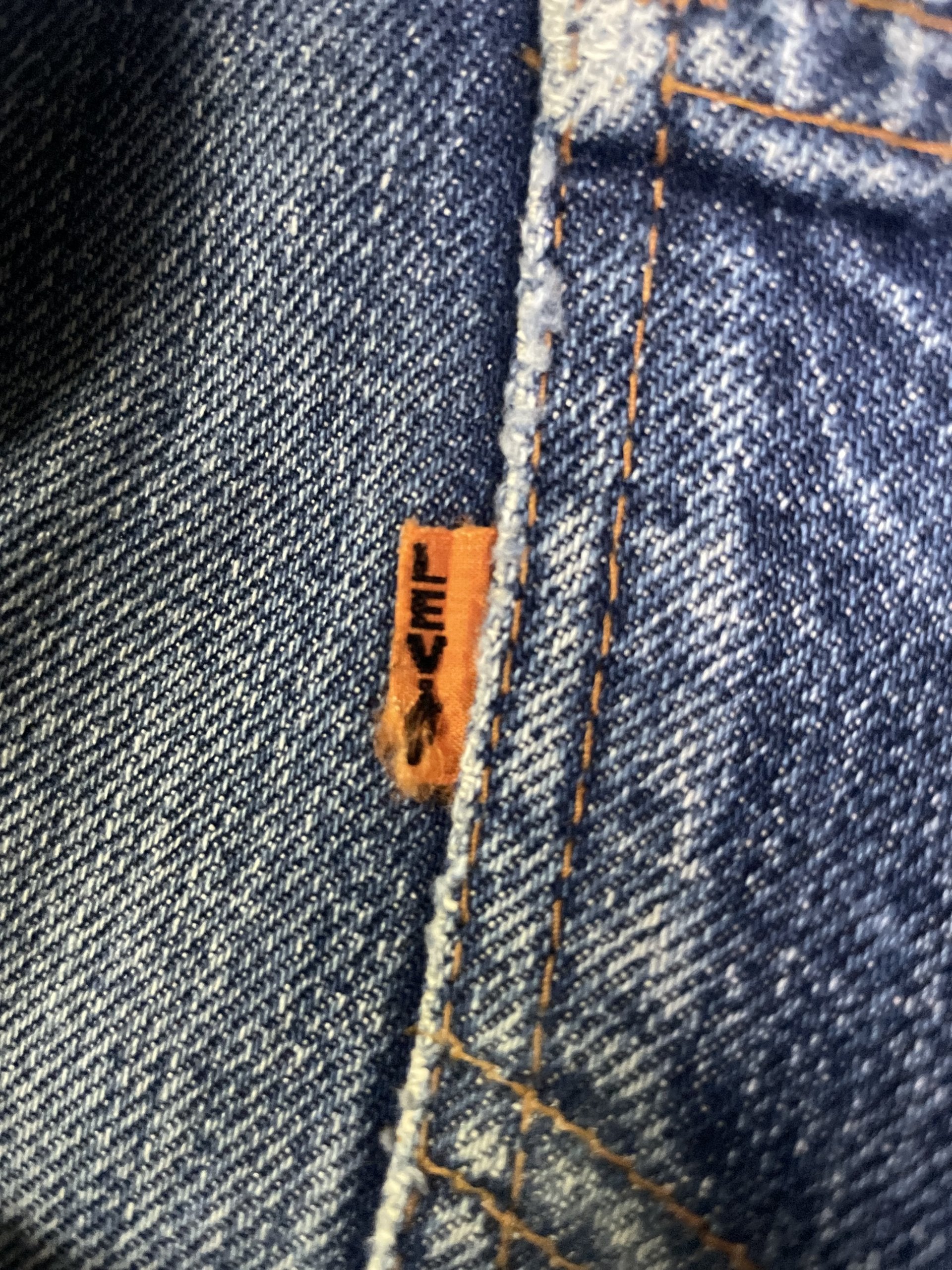 Vintage Levis 1979 646 E Orange Tag