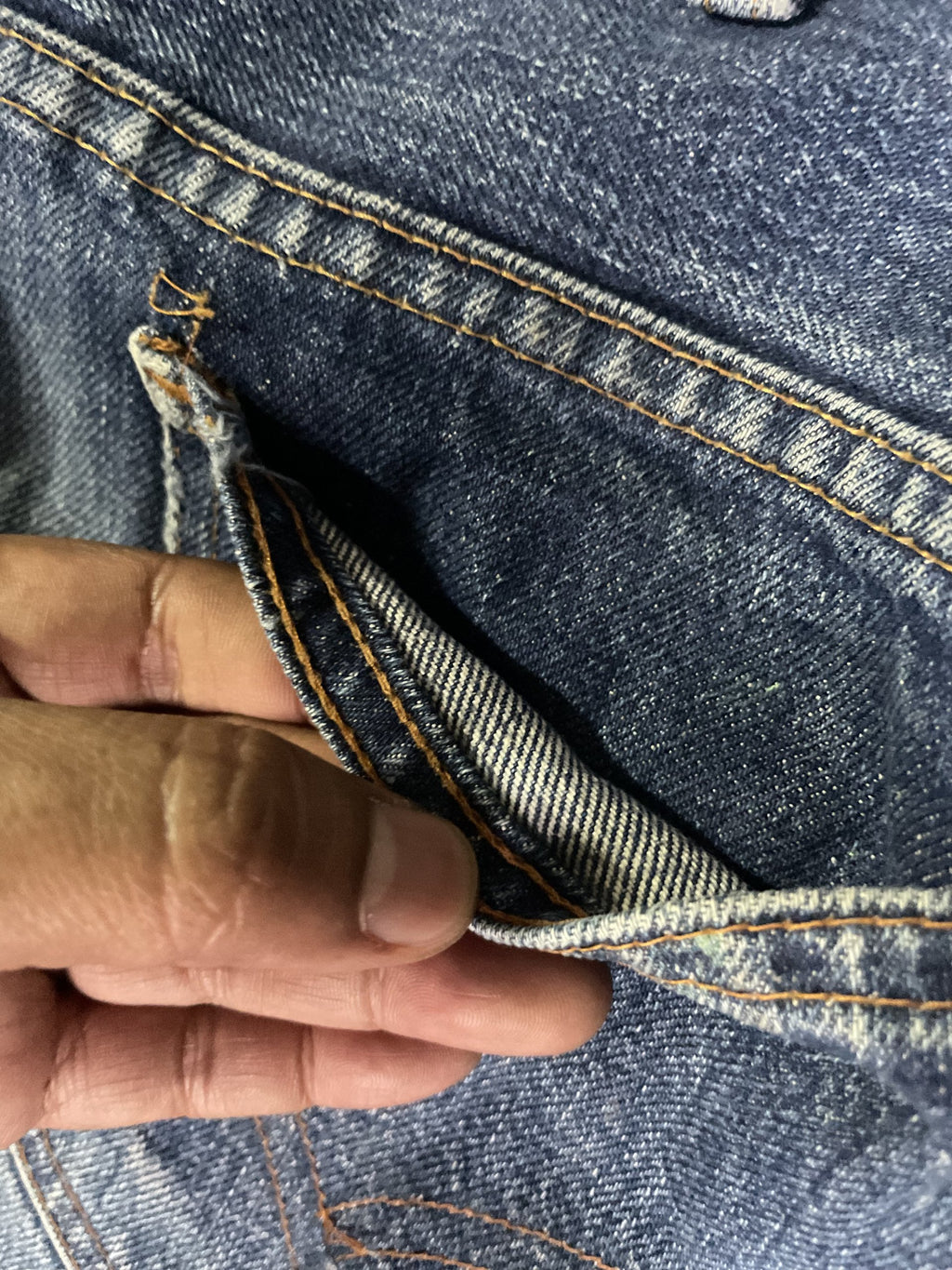 Vintage Levis 1979 646 E Orange Tag