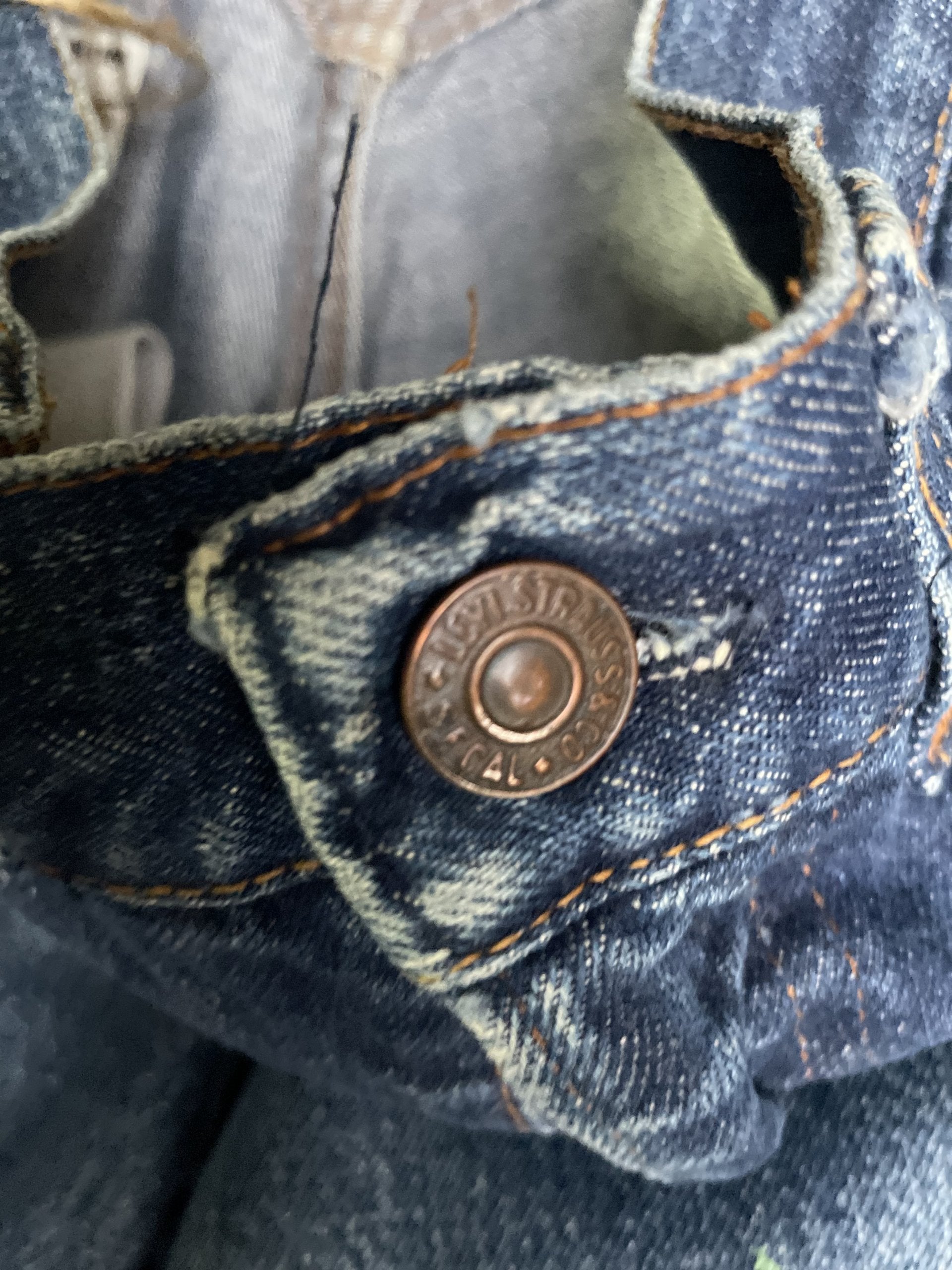 Vintage Levis 1979 646 E Orange Tag