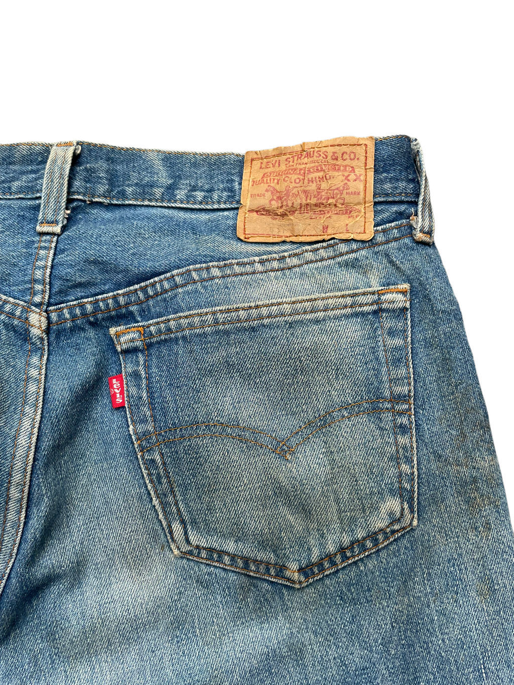 Vintage 1983 Levis 501 e Usa faded distresed