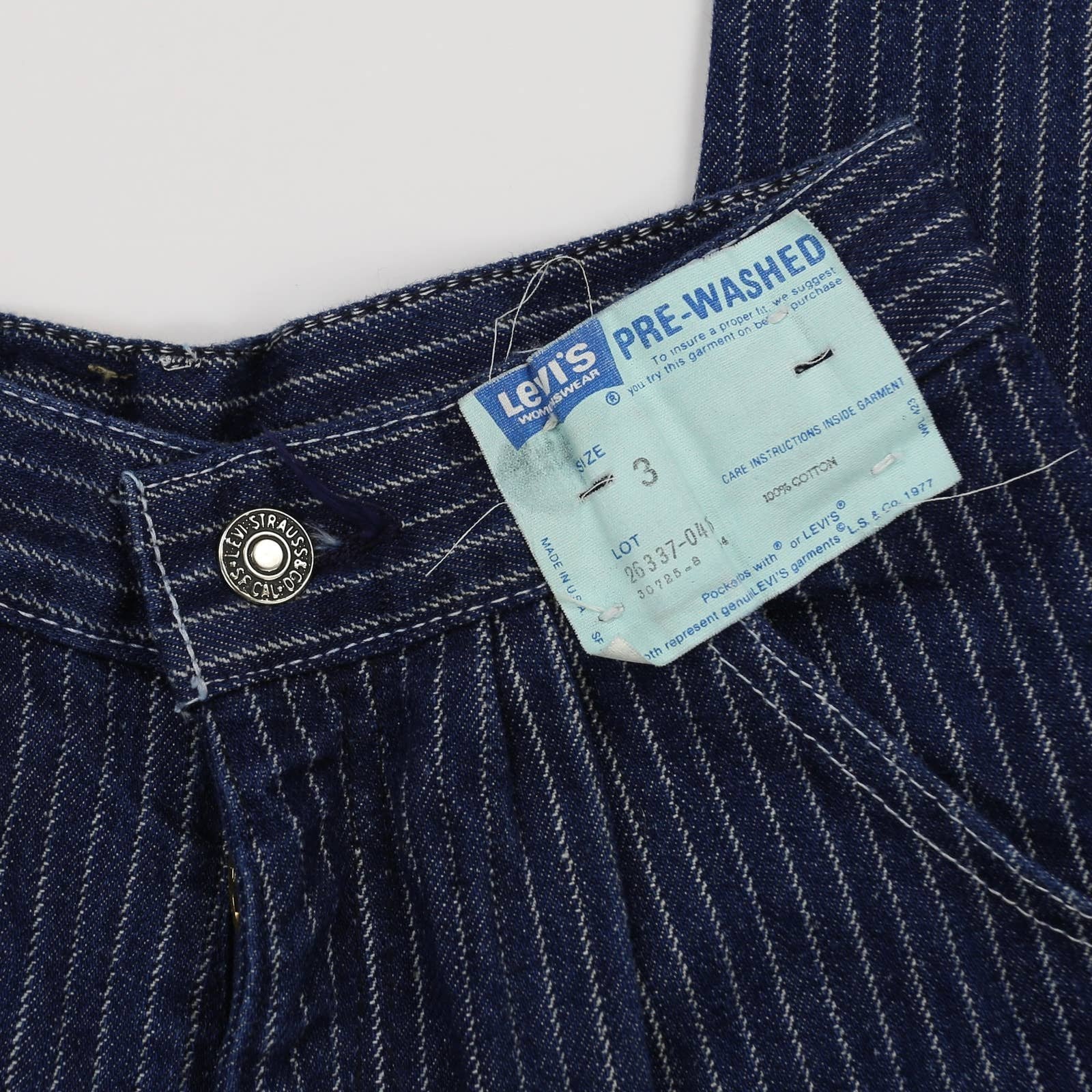 VINTAGE LEVI’S DEADSTOCK 1980’S BLUE AND WHITE PIN STRIPE HIGH WAISTED JEANS