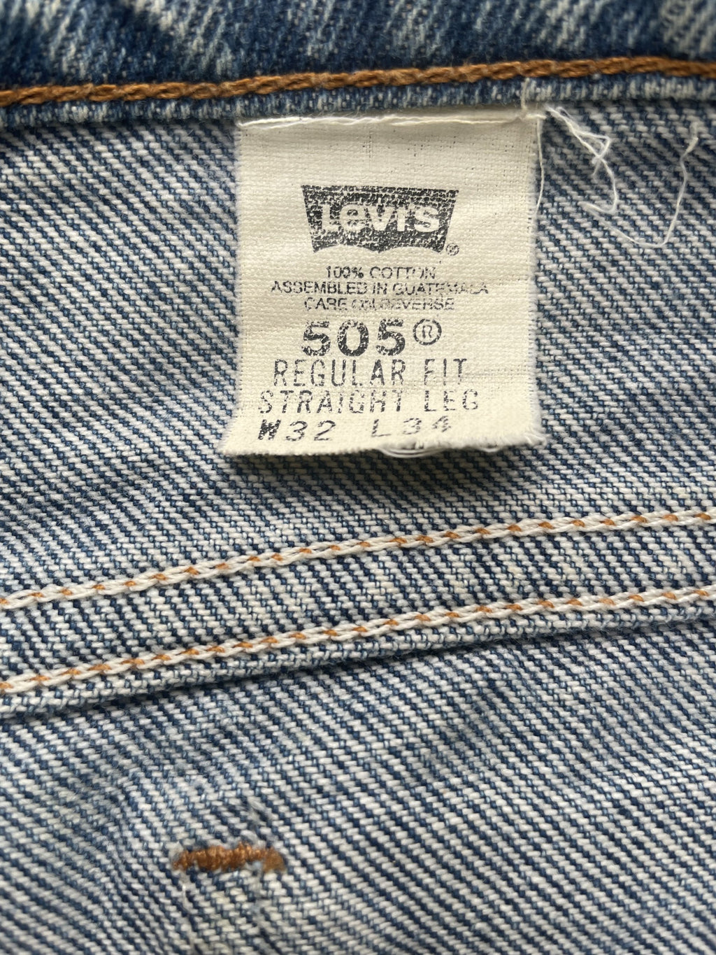 Vintage 1995 Levis 505 e Orange Tag Distressed