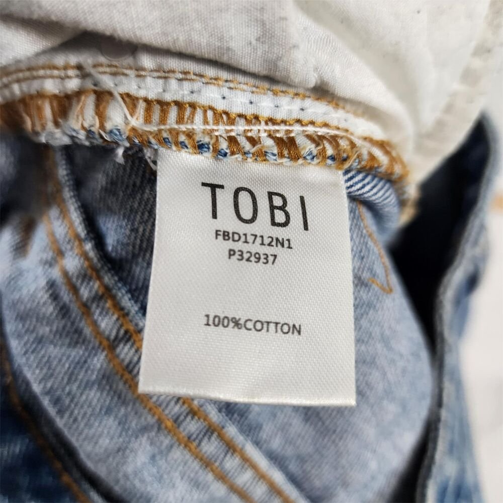 Tobi Women's Distressed Medium Wash Jeans Size 28x26 - GOOD