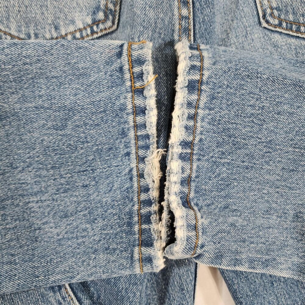 Tobi Women's Distressed Medium Wash Jeans Size 28x26 - GOOD